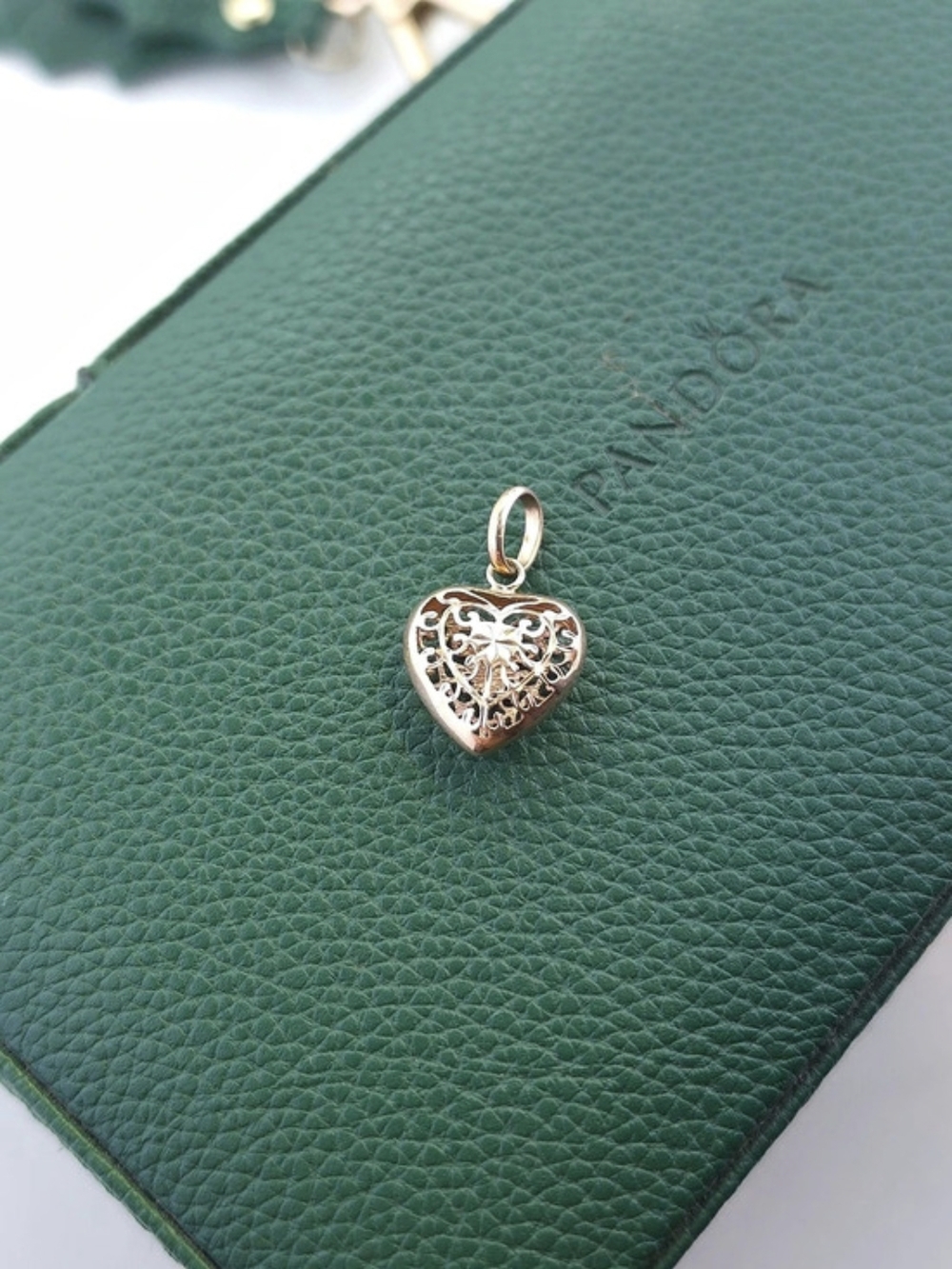 10k Rose Gold Filigree Heart Pendant
